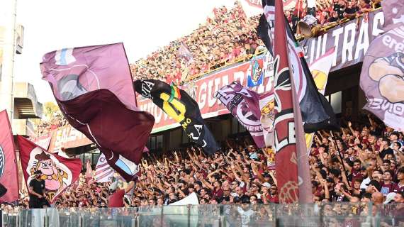 Salernitana-Frosinone: tre daspo nei confronti dei tifosi granata