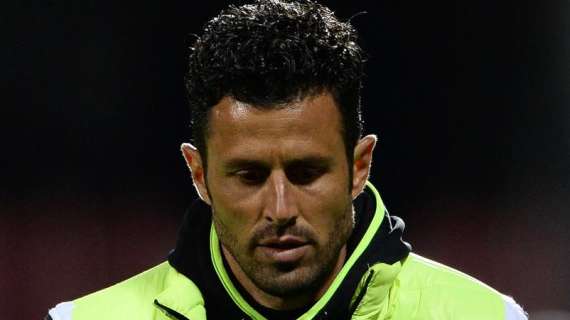 La reazione di Fabio Grosso durante la serie infinita di rigori tra Venezia e Frosinone: ecco il gesto del tecnico