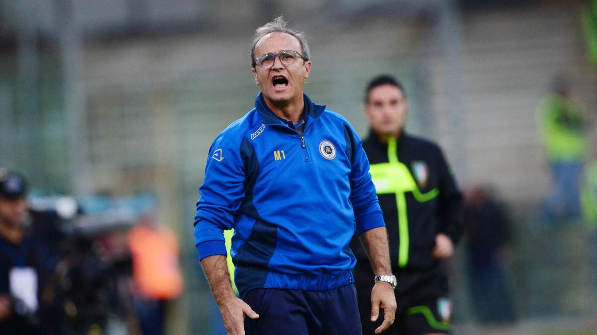 Frosinone, tre gare per battere il record di  punti Marino