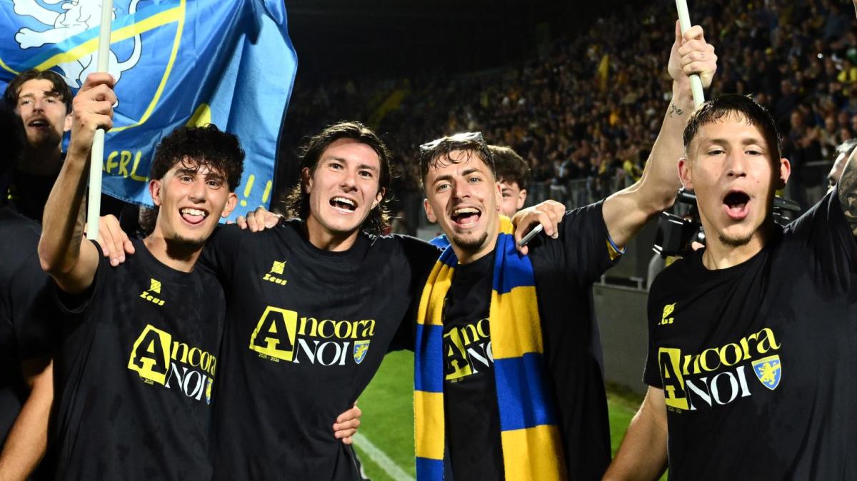 Frosinone per la quarta volta in A, Cichella ad Extra Tv: "Questa è una gioia immensa. In questa stagione sono cresciuto in maniera esponenziale"