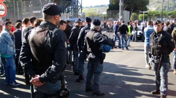 TIFOSI - Questura Frosinone: Eseguite dalla Polizia di Stato 4 ordinanze di custodia cautelare nei confronti di ultras del Napoli