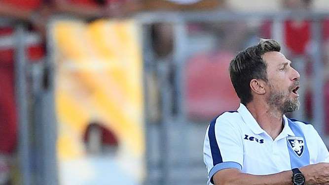 Il Frosinone ha un inizio di campionato impegnativo: la dirigenza ne terrà conto in ottica calciomercato