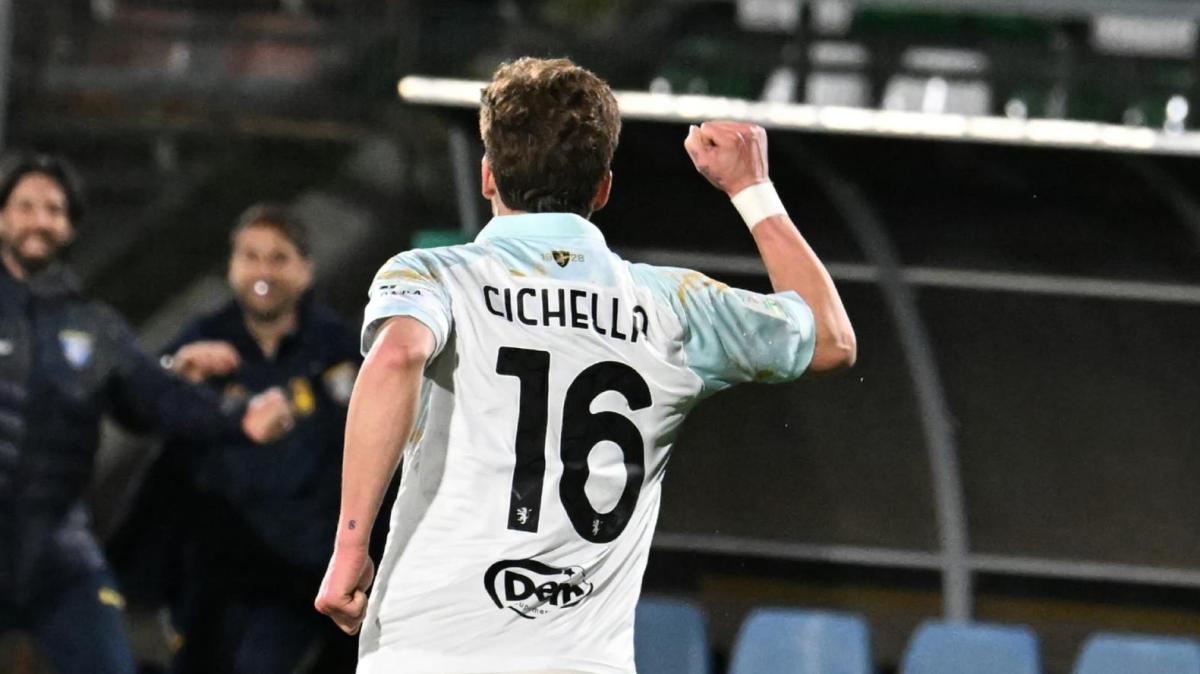 Un po’ Frattesi, un po’ Locatelli: Cichella, il box-to-box del Frosinone che intriga la Serie A 
