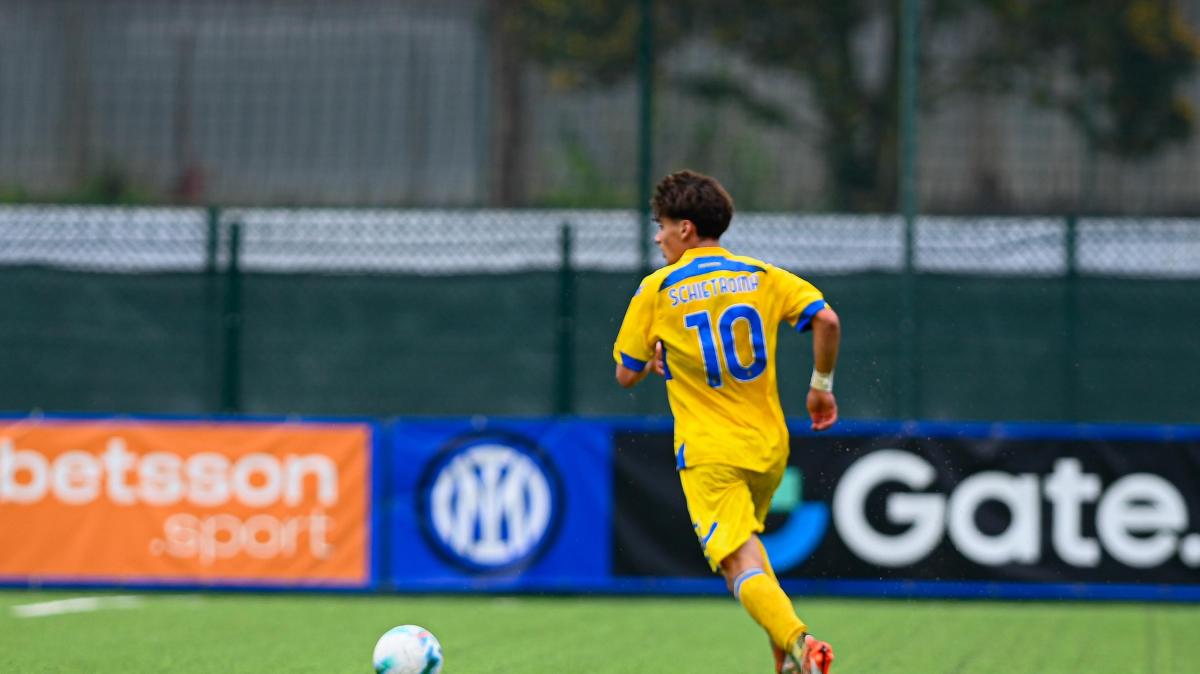 LIVE TF PRIMAVERA FROSINONE 0 - 2 ROMA: Cambio Frosinone. Entra Mboumbou. Esce Gori