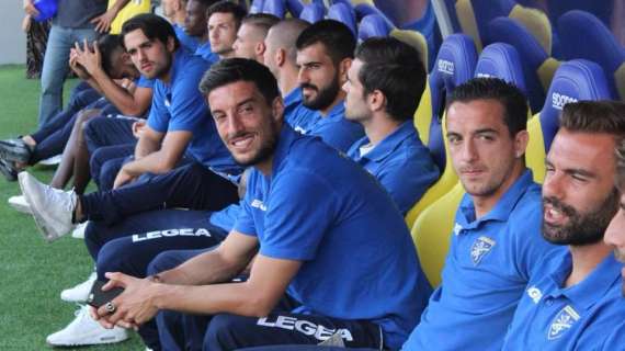 BENITO STIRPE - La squadra in panchina per la prima volta nella storia! - FOTO
