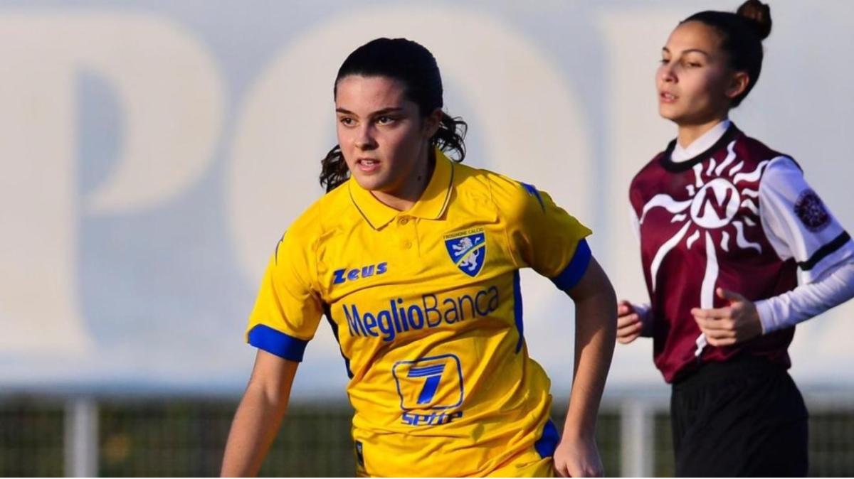 Il Frosinone femminile raccontato da Vivo Azzurro TV. Elisa Leone: "Ci siamo già tolte qualche soddisfazione. Foglietta? Un punto di riferimento"