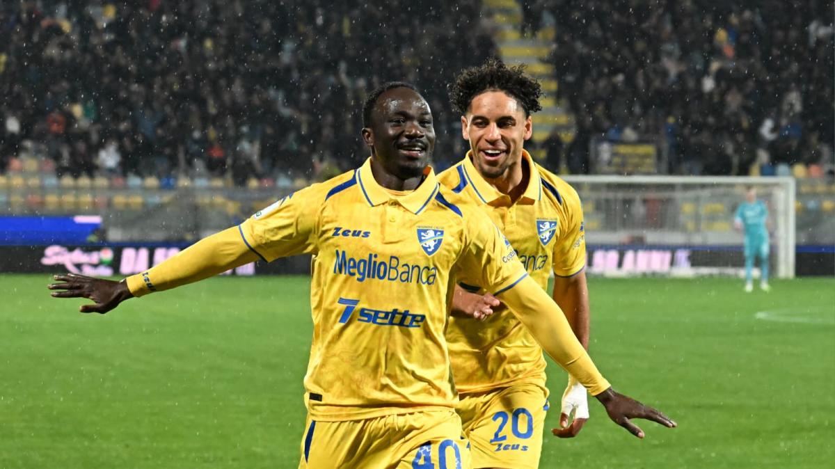 Calciomercato, Fini sempre più verso Napoli. Obaretin verso Genova