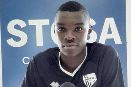 Tragedia nel calcio ciociaro: è morto Marco Tampwo, attaccante 19 enne del Fiuggi