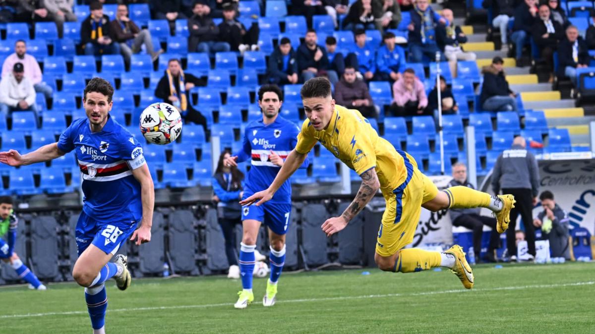 RIVIVI IL LIVE TF FROSINONE-SAMPDORIA 3-0: Fiori, Raimondo e Corrado per ritrovare la vittoria e rimanere in scia del Monza