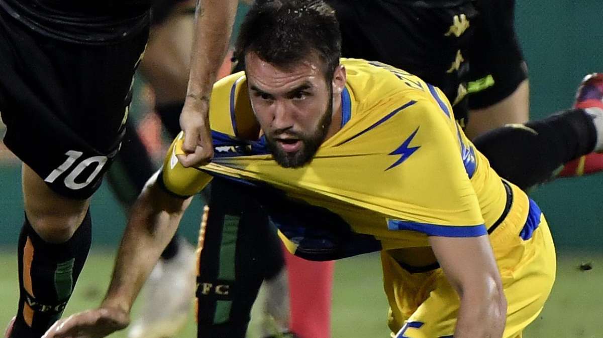 Frosinone, in vista della gara con l'Ascoli tutti a disposizione eccetto gli infortunati Szyminski e Lulic