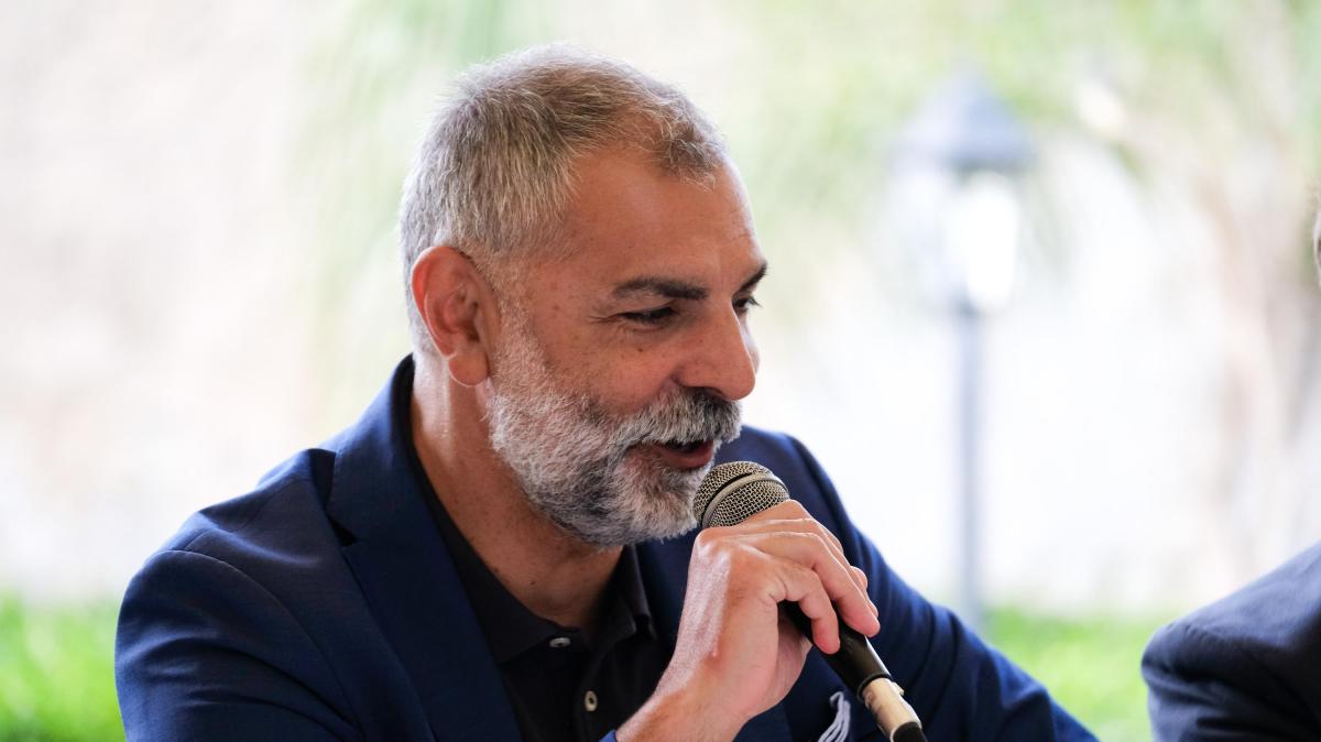 ​“Ghedjemis ha scelto il Frosinone per la Serie A”: Ferrari svela il retroscena di gennaio e il futuro del talento algerino