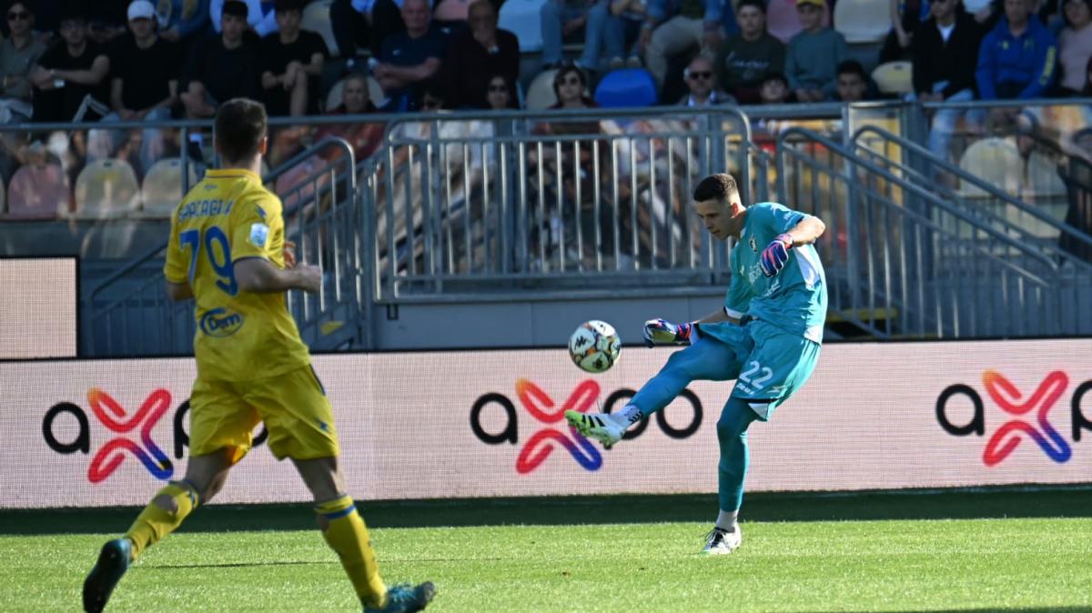 Sicurezza tra i pali. Lorenzo Palmisani continua a stupire