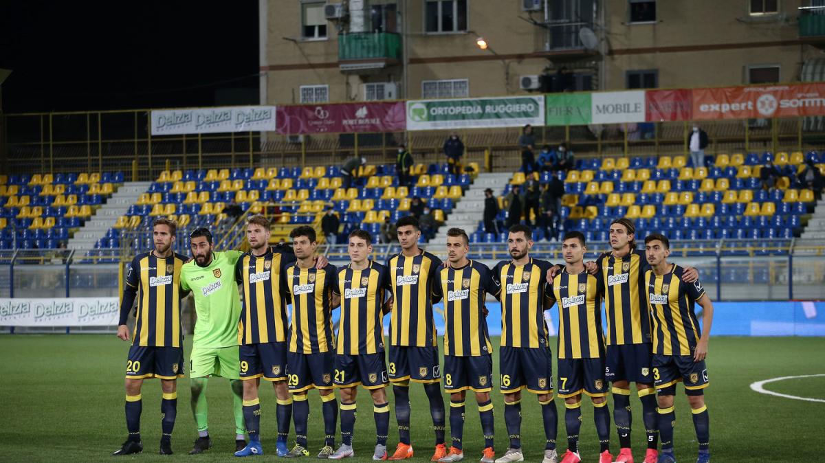 Frosinone - Juve Stabia: le Vespe vanno peggio fuori casa 