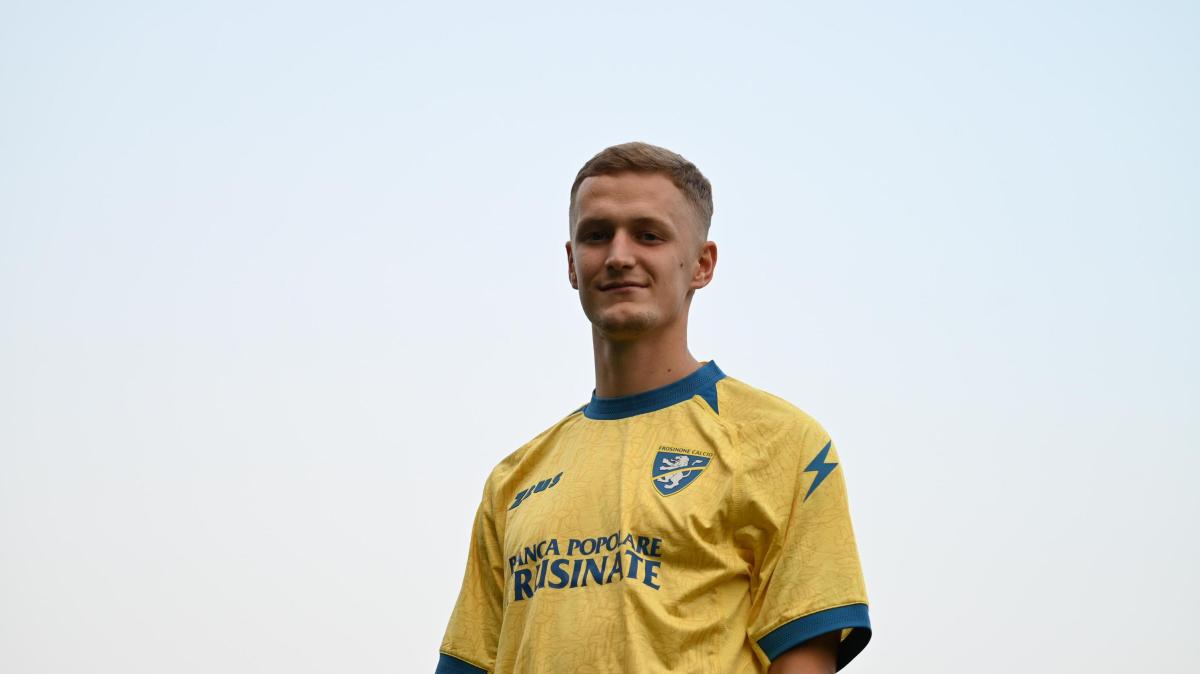 Frosinone, Bobcek si presenta: "Questo club ha un grande futuro davanti a sè"