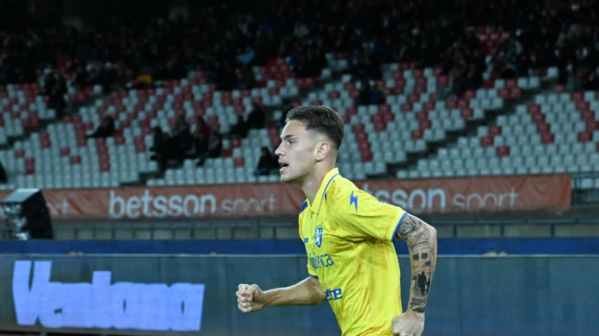 SALA STAMPA - Raimondo: "Obiettivo fare bene partita dopo partita ma sognare non costa nulla"