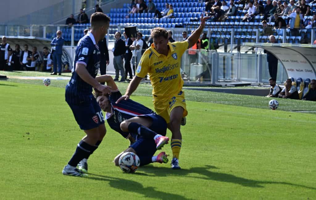 Frosinone Monza 0-1, decide Keita Baldé: arriva la prima sconfitta in casa. Cronaca e tabellino