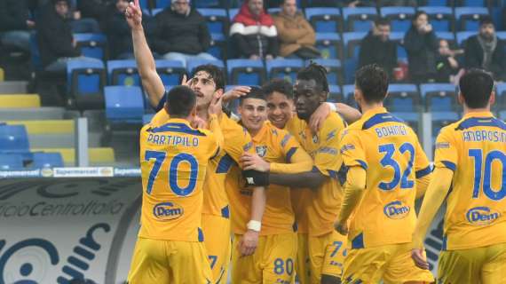 IL FROSINONE È SALVO? Sentenza di primo grado: 4 punti di penalità per il Brescia, che va in C. Playout tra Salernitana e Sampdoria (con ritorno a Salerno)