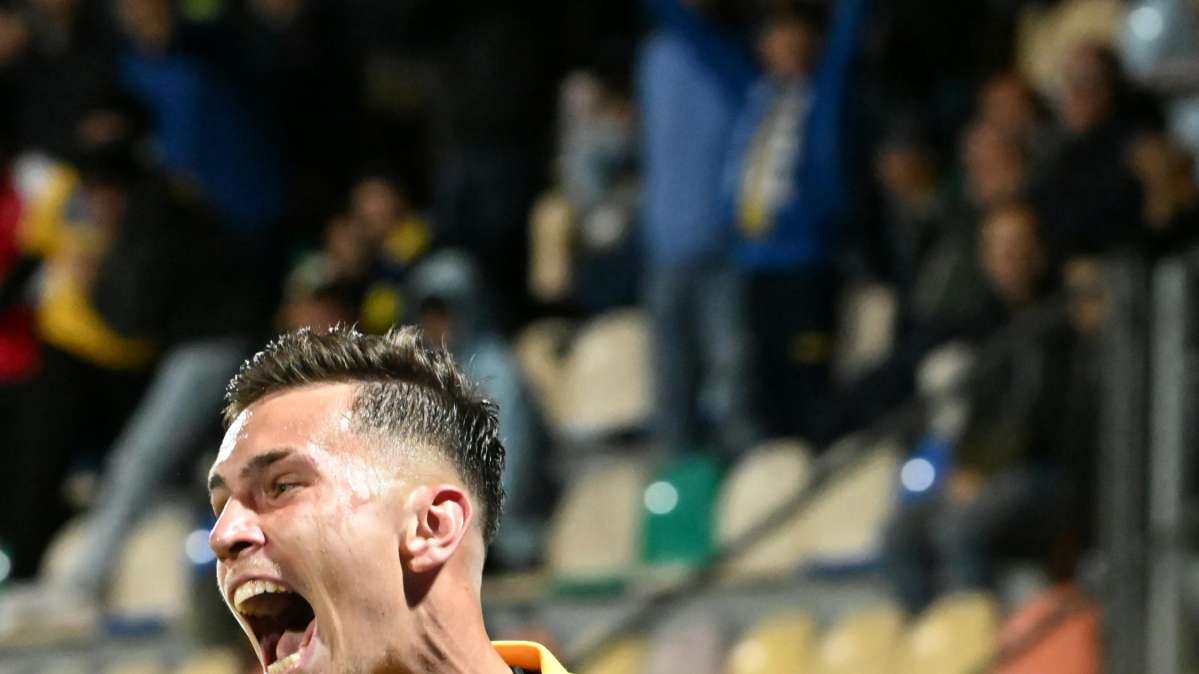 La Top 11 dei migliori calciatori di tutti i tempi, secondo l'attaccante del Frosinone Antonio Raimondo