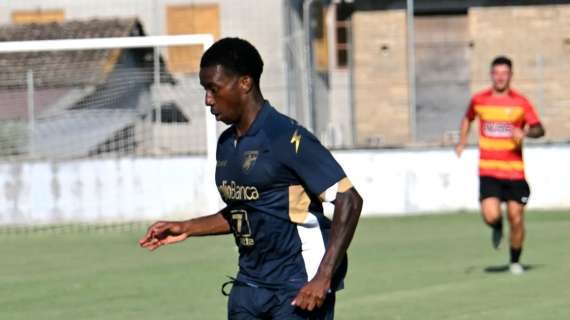 Frosinone, Dixon tra i convocati ma a Monza non era in panchina. Ecco perchè