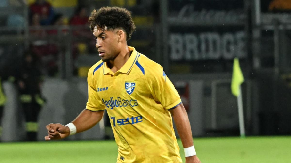 SALA STAMPA - A. Oyono: "Classifica? Conosco solo i risultati delle squadre avanti a noi. Forse la mia miglior partita in stagione"