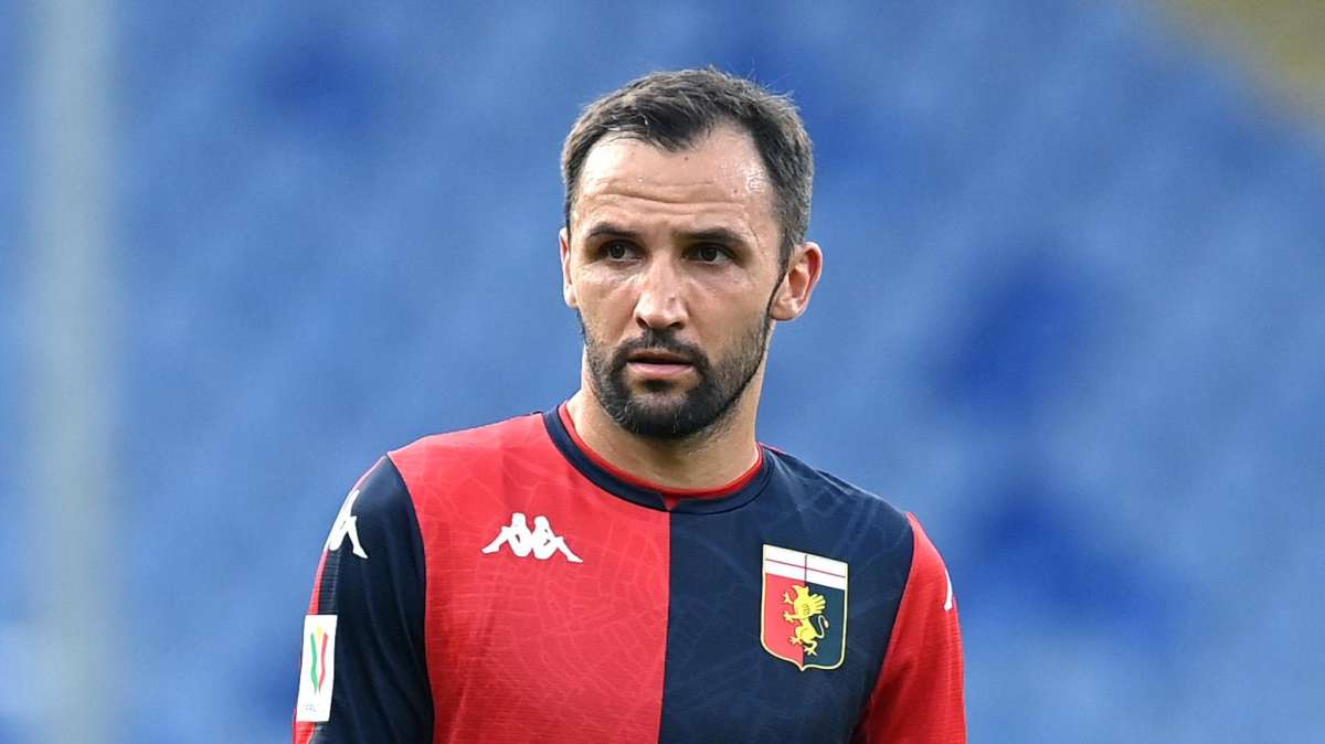 QUI GENOA - Allenamento sotto la pioggia in vista del Frosinone. Gilardino recupera Badelj