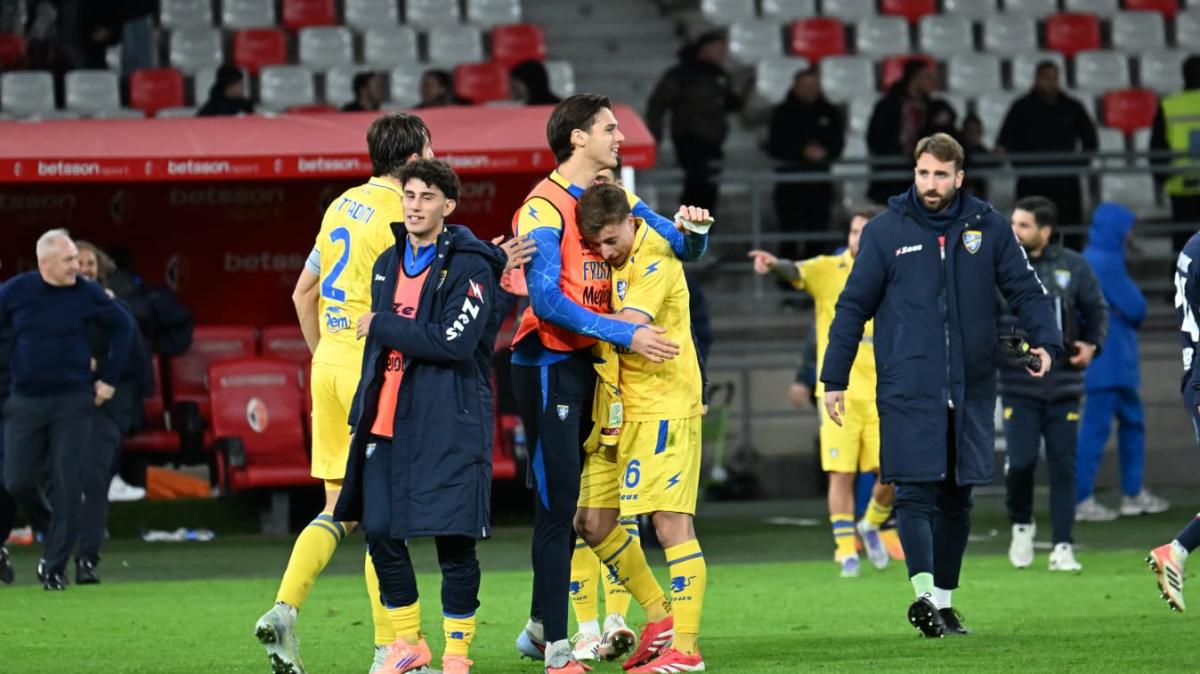 Pescara-Frosinone 1-2: gli highlights del match dell'Adriatico