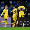 LIVE Napoli-Verona 1-2, il Var cancella il pari di Hojlund
