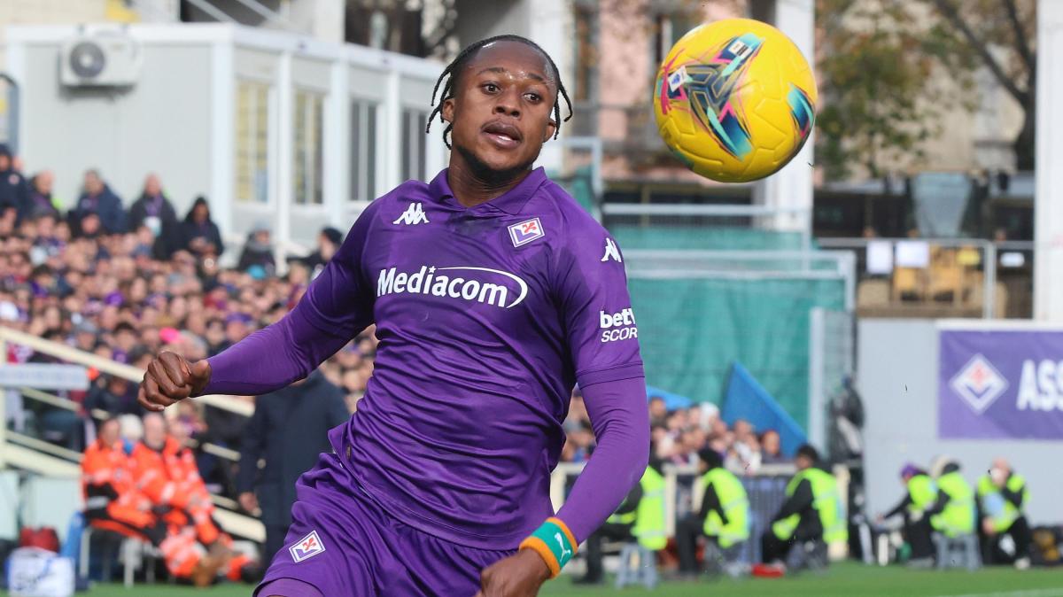 Calciomercato - l'ultimo colpo lo fa il Verona che prende dalla Fiorentina l'attaccante Kouamè