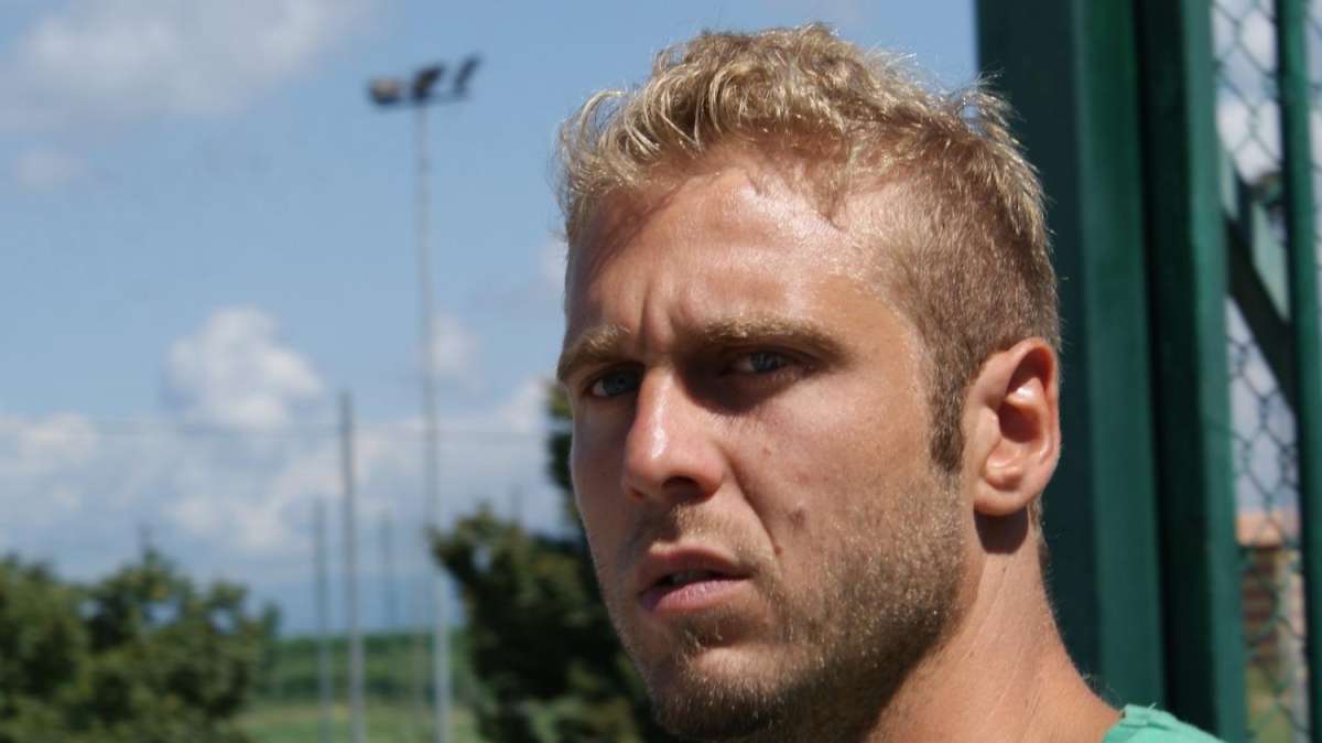 Hellas, Abbate a riposo