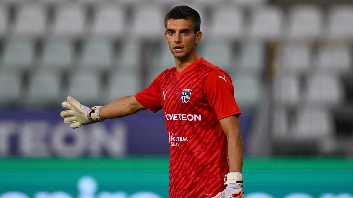 Parma: al 'Bentegodi' il titolare in porta sarà Corvi