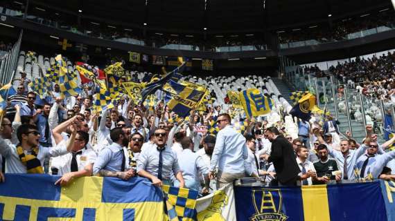 Cosenza-Verona: in regalo maglia e biglietto per i tifosi presenti alla trasferta 