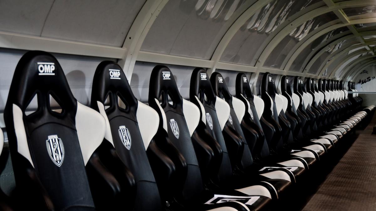 Serie B 2026/2027: oltre al Verona sono altre sette le squadre senza allenatore