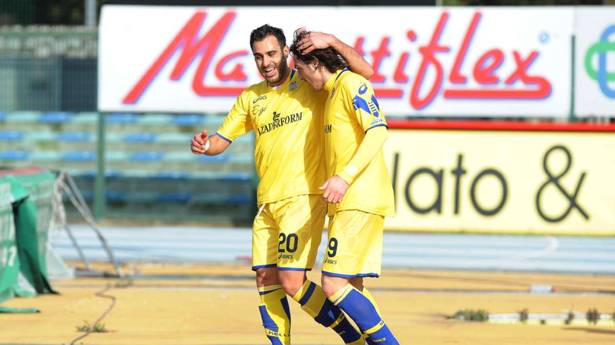 Hallfredsson-Maietta,100 presenze in maglia gialloblù
