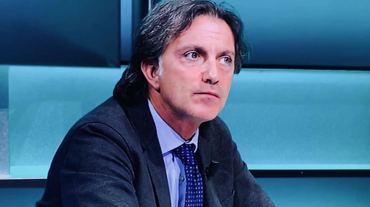 Pieri sulla mano di Danilo: "La fotografia chiamerebbe al rigore ma..."