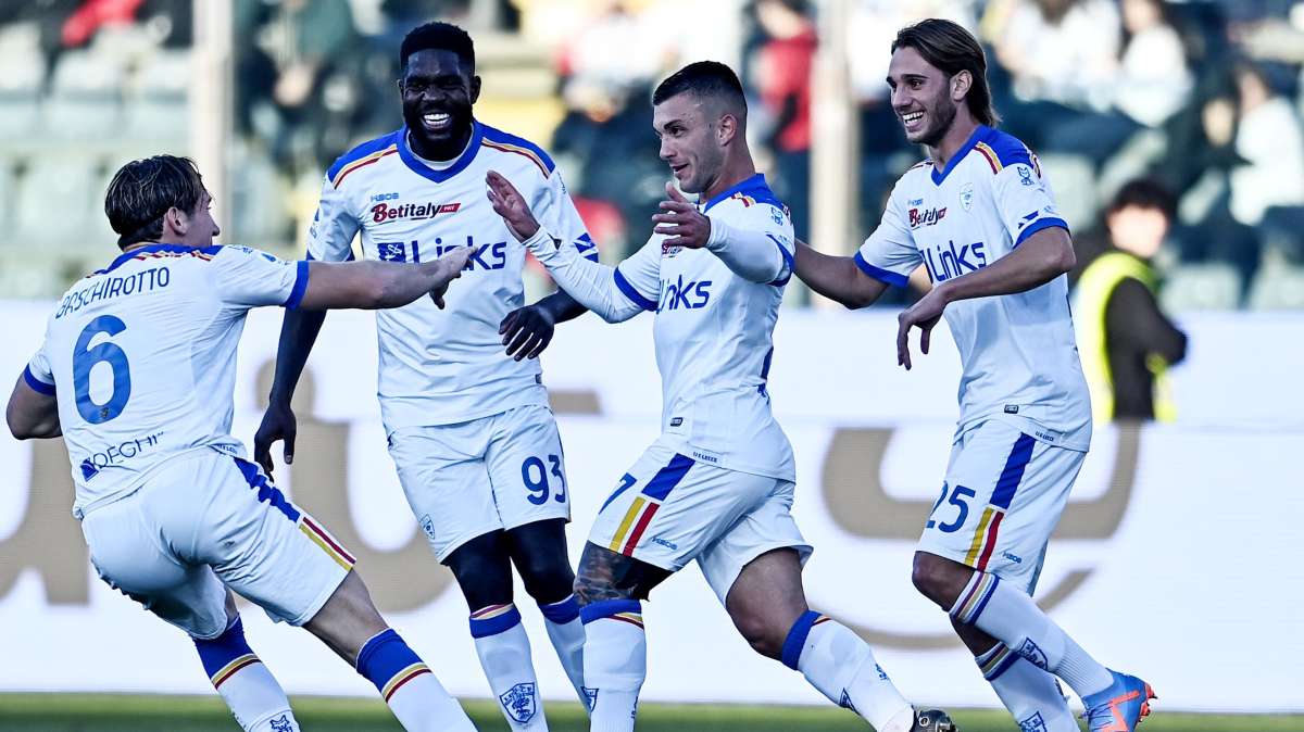 Serie A - Lecce-Roma finisce in parità