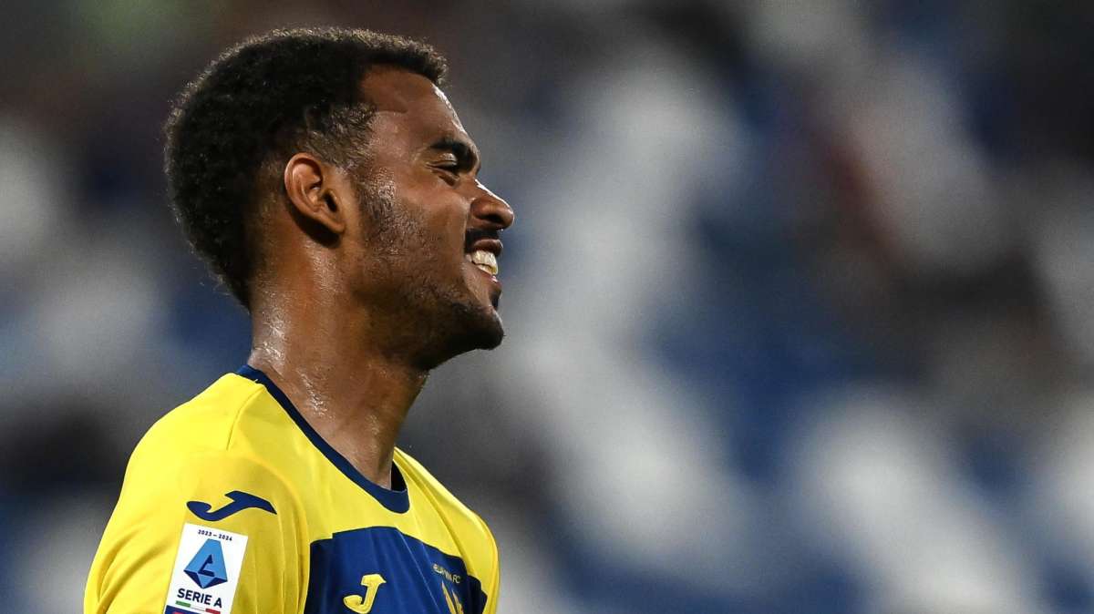 Mercato Verona: Napoli sempre su Ngonge, c'è distanza tra domanda e offerta ma si tratta