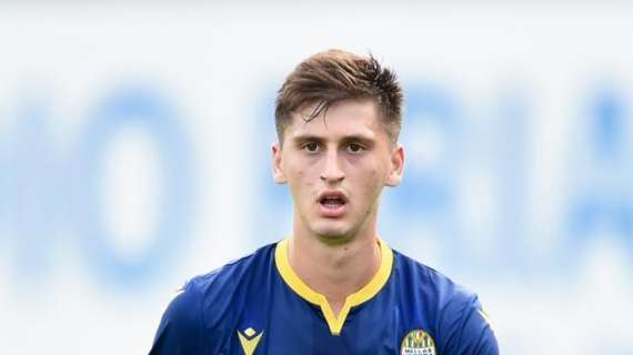 Parma-Verona, Kumbulla: "Tre punti importantissimi per la salvezza"