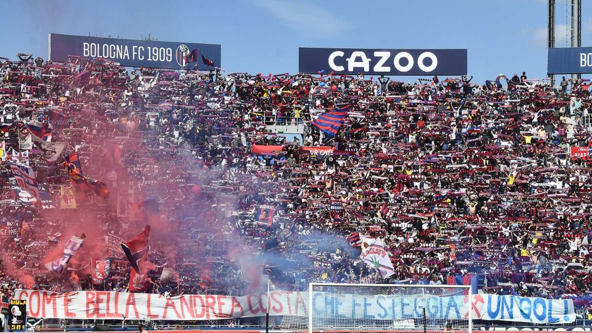 Bologna: esodo di tifosi rossoblù venerdì sera al Bentegodi