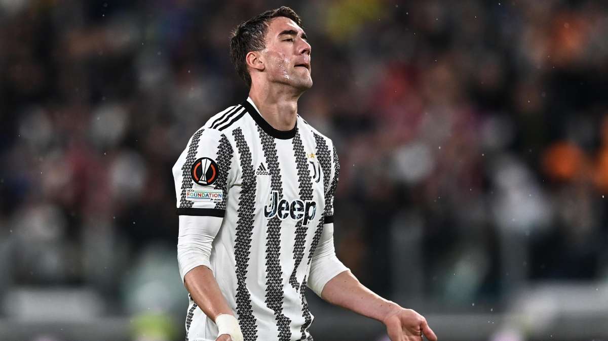 Vlahovic verso il PSG: accordo raggiunto con il giocatore, manca quello tra i due club