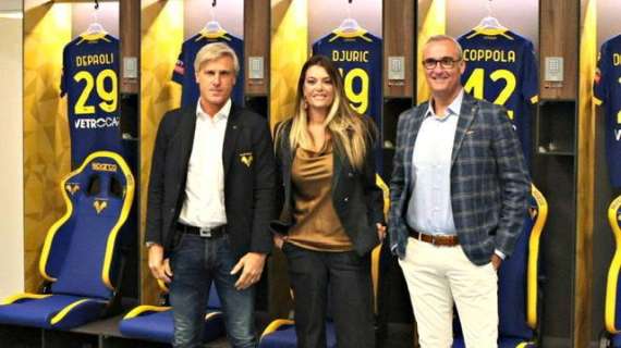 Hellas Verona: presentazione dei nuovi spogliatoi del 'Bentegodi' per i gialloblù di Cioffi