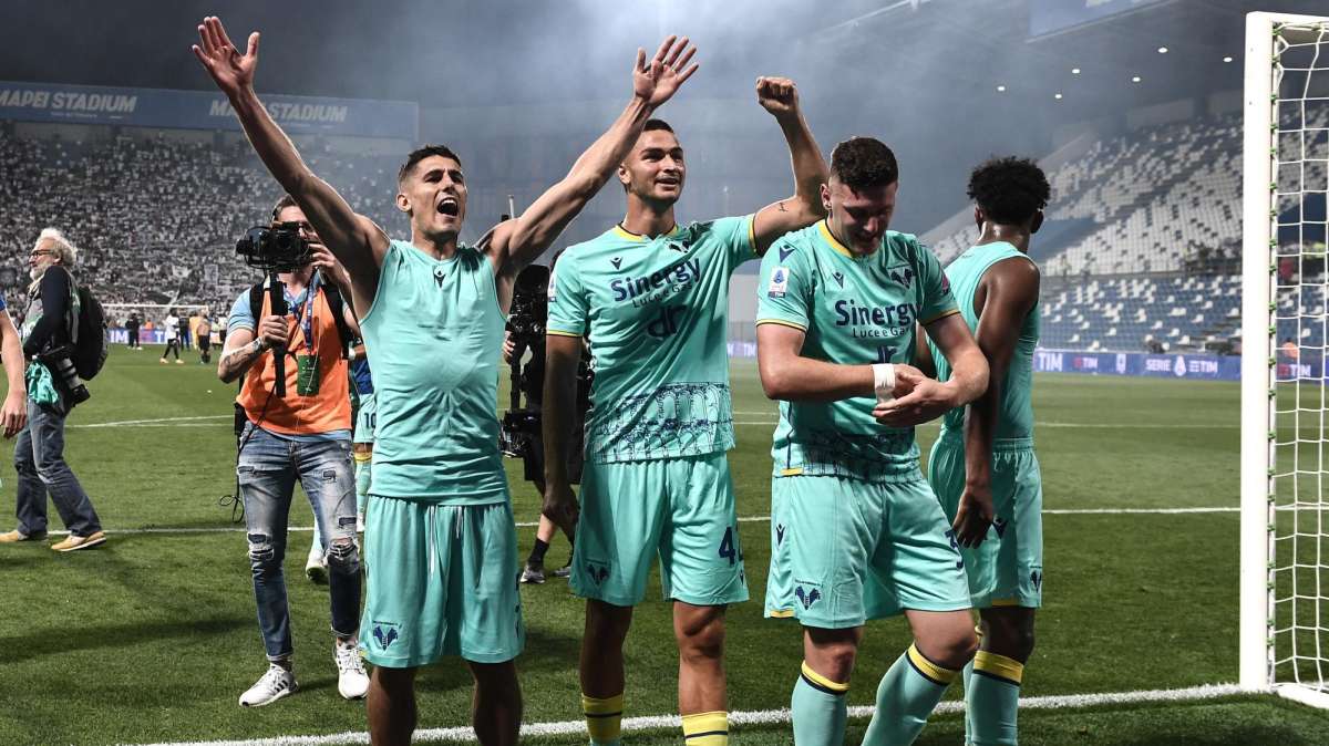 Hellas Verona: su MatchWomShirt all'asta i ricordi di una stagione, ricavi per Abeo