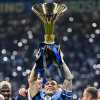 Inter, nella bacheca dei trofei spunta la coppa dello scudetto 2005-2006