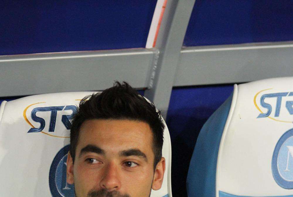 Bronzetti: "Lavezzi andrà al Psg. Non credo che De Laurentiis ceda anche Cavani"