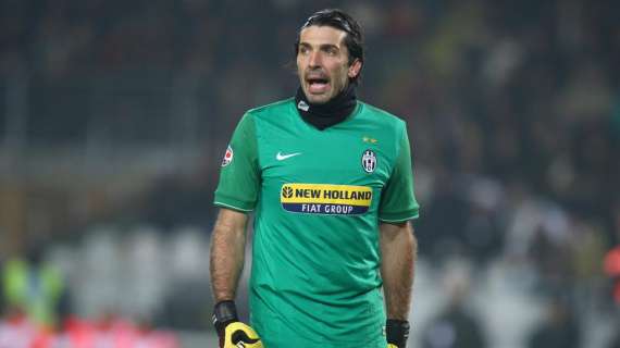 BUFFON: "Resto alla Juve. Più forti con Delneri"