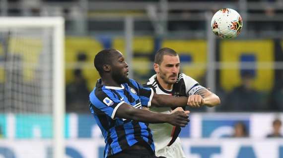 VIDEO - Bonucci, numero su Lukaku in Inter-Juventus
