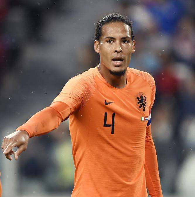Van Dijk: "De Ligt? l'ho visto sereno, non dobbiamo parlarci molto"