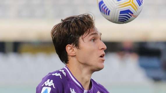 Chiesa, profilo Instagram preso d'assalto dai tifosi viola: "Sei un gobbo, farai la fine di Melo e Bernardeschi"