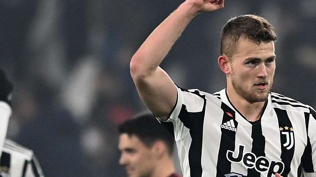 DE LIGT: "Sono in corso le trattative per il rinnovo ma decido io. Due quarti posti non bastano"