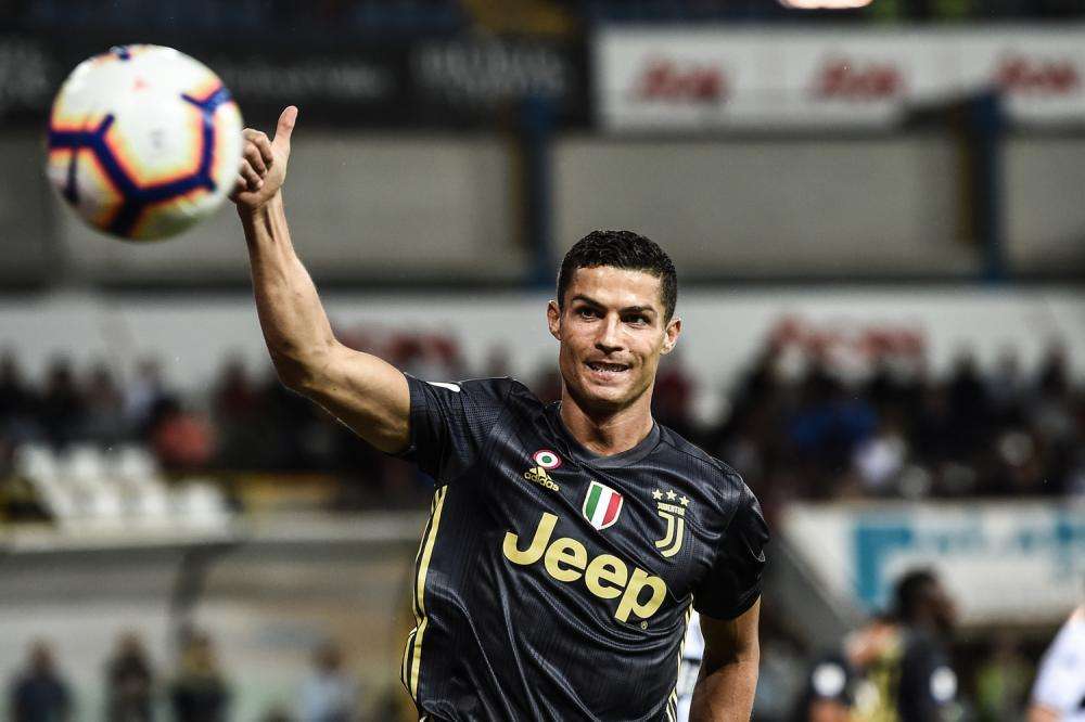 Repubblica - Il calcio in salita dei senza Ronaldo: “Più responsabilità”. Cristiano ha portato 116,4 milioni di premi nelle grandi manifestazioni. Solo tre Paesi più ricchi