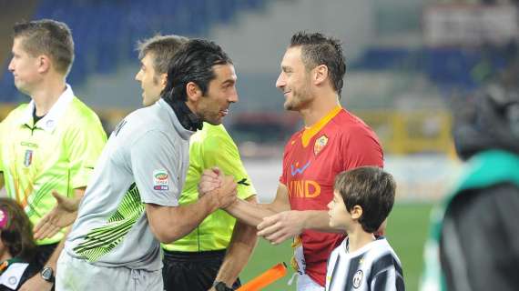 Totti e il rigore fallito: "Non ho fatto il cucchiaio per rispetto di Gigi"